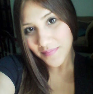 Meet your Posher, Carla paola